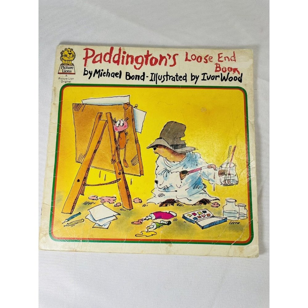 Paddington's Loose End Book by Bond & Ivarwood 1976 Edition 1st Published Lion
